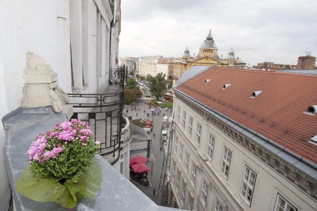 Alice Apartment Budapest Rum bild
