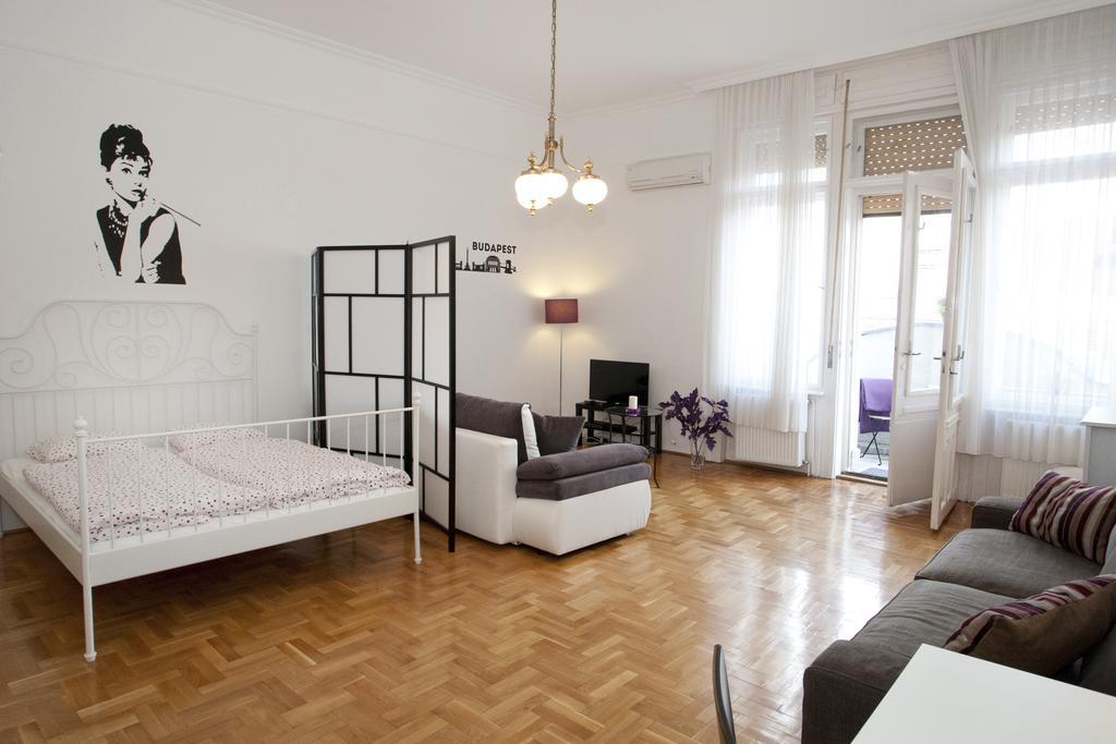 Alice Apartment Budapest Rum bild